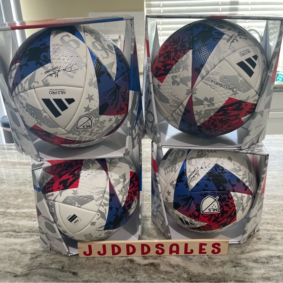 Adidas 2023 MLS Pro Match Soccer Ball Size 5 HT9026 MSRP $170 Lot Of 4 NEW - Picture 2 of 10